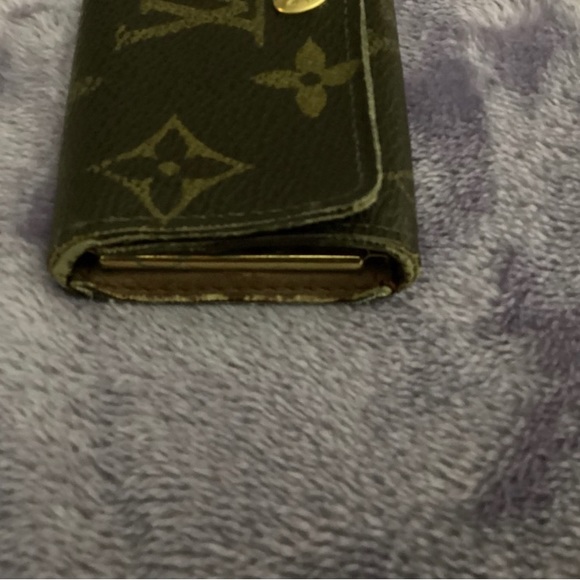 Louis Vuitton keyholder - Picture 5 of 5